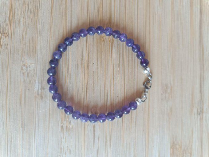 Bracelet améthyste  "Anti stress"  A- 20 cm 
